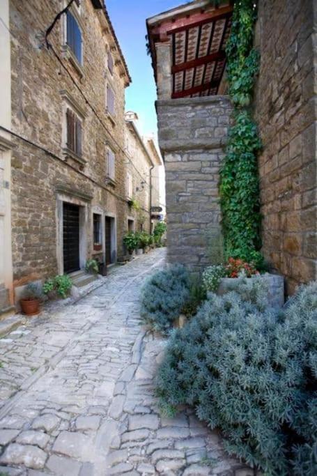 Holiday Home For 8 People, Pool + Sea View Vilanija Exterior foto